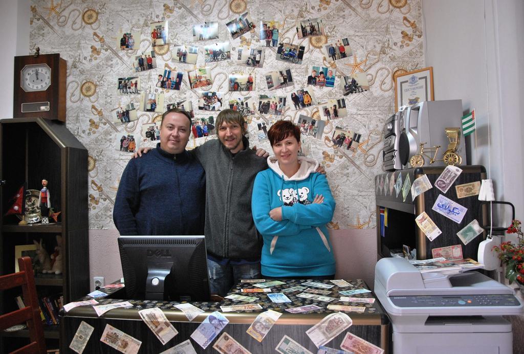 10 Coins Hostel & Tours Sofia Bagian luar foto